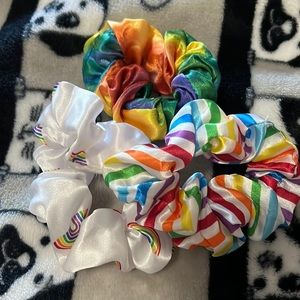 Hair scrunchie
